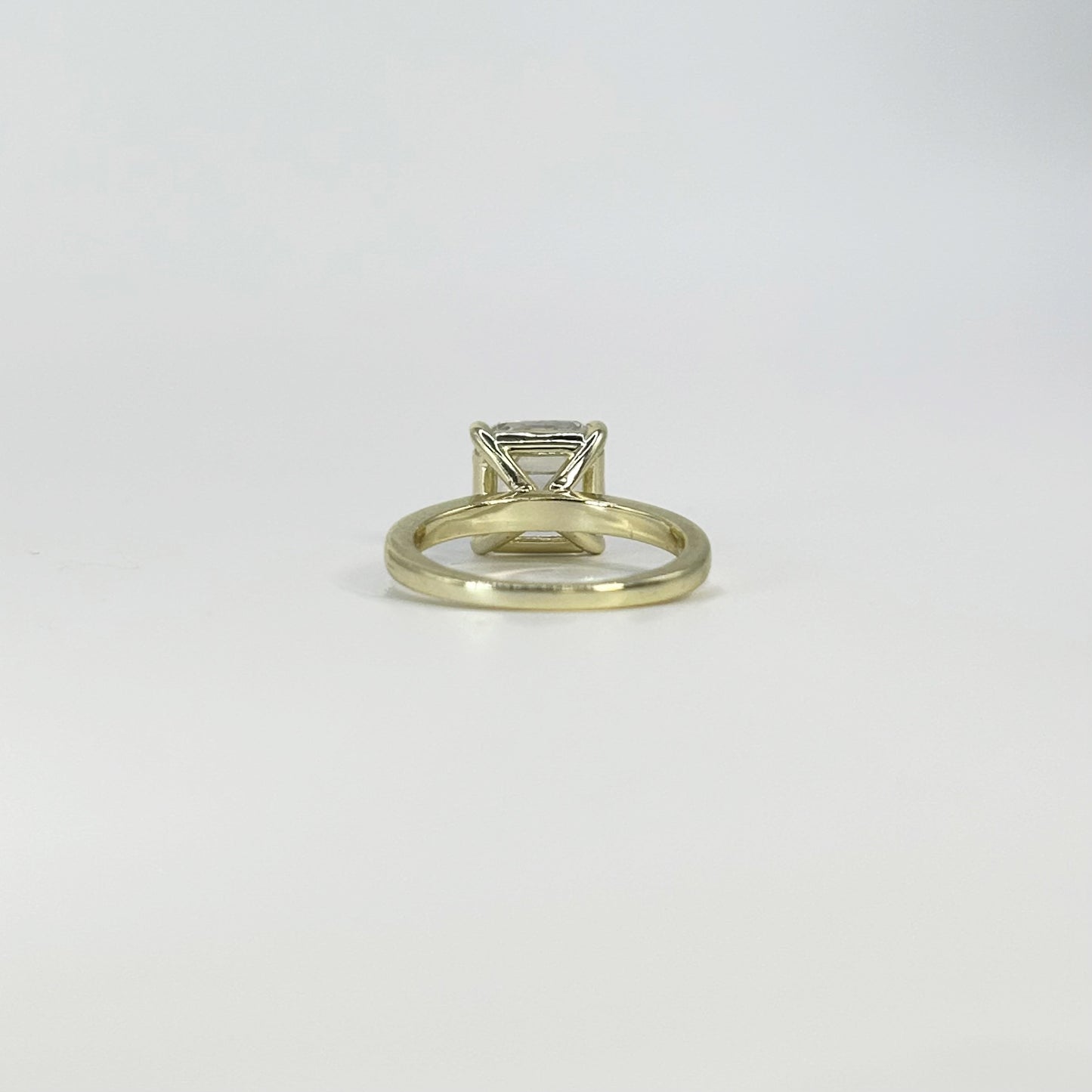 Asscher Cut Solitaire Ring in 2.5 Carats