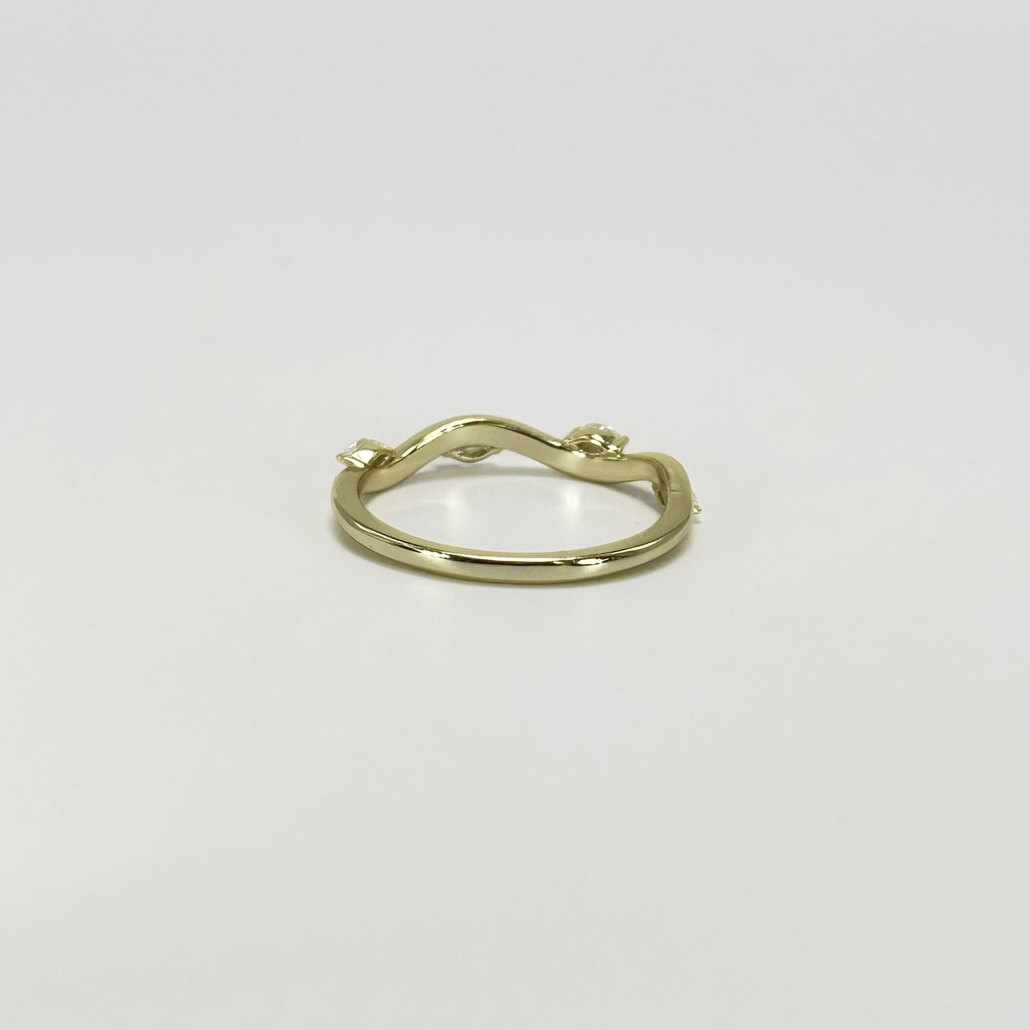 Wavy Marquise Band