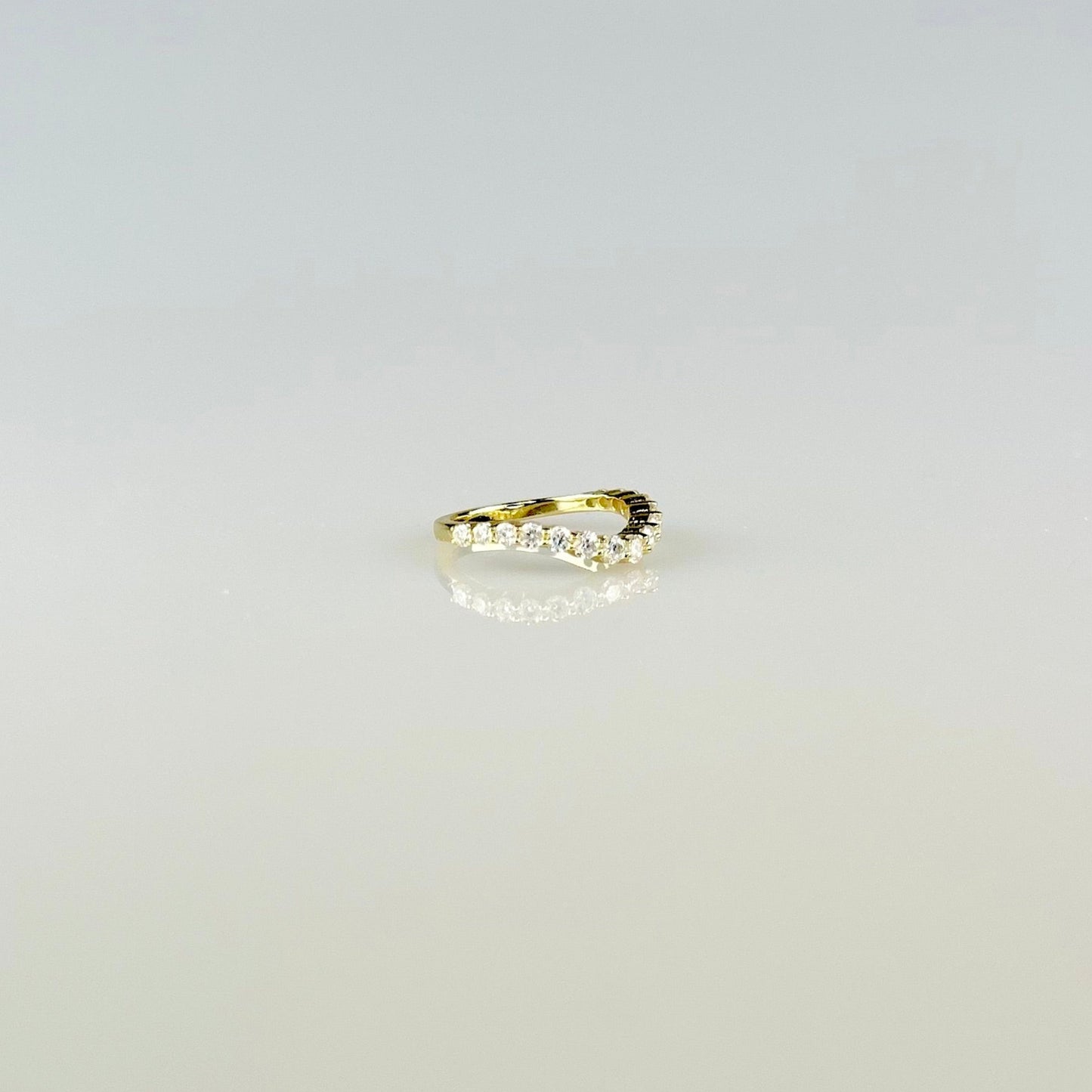 Curved Diamond Band