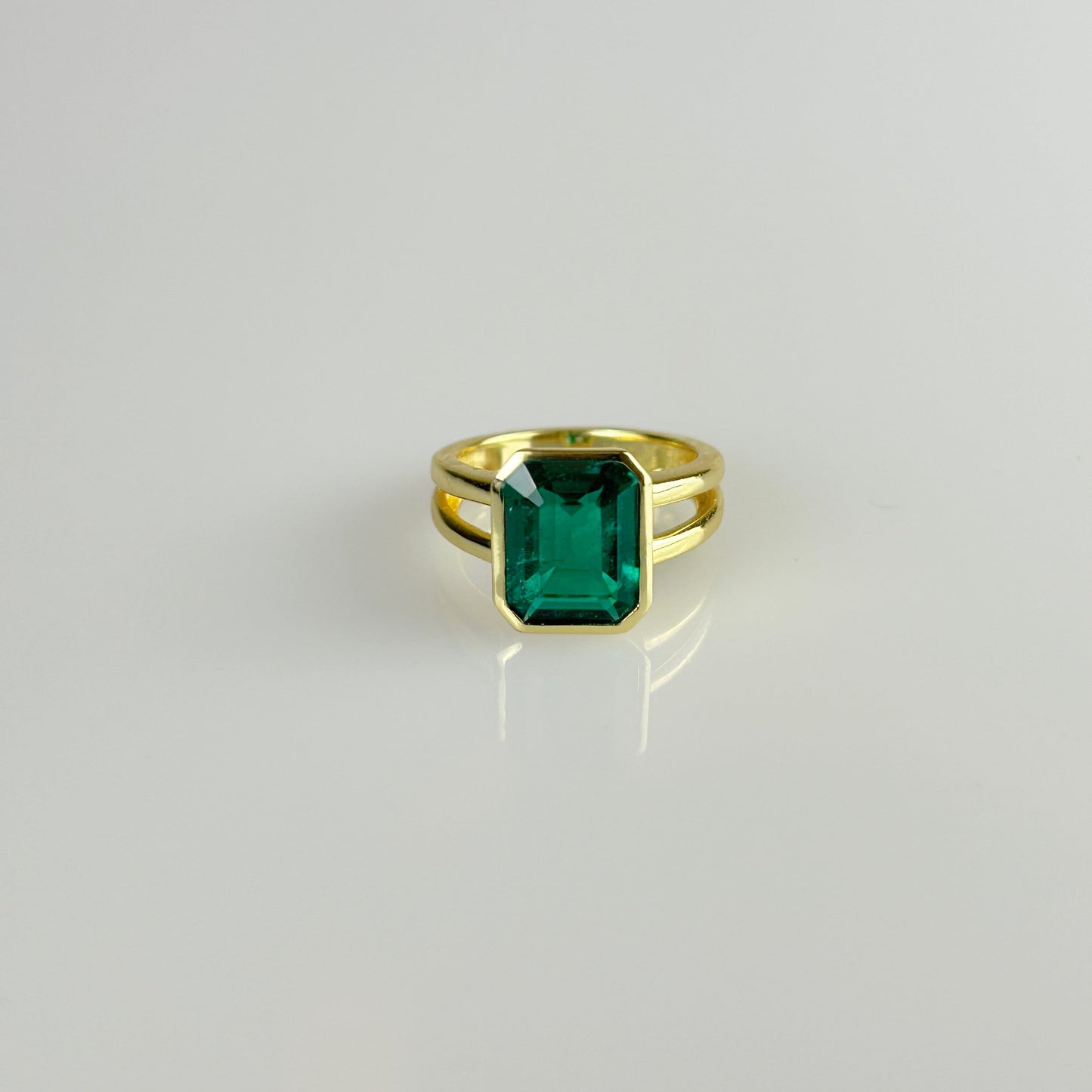 Emerald Gemstone Ring