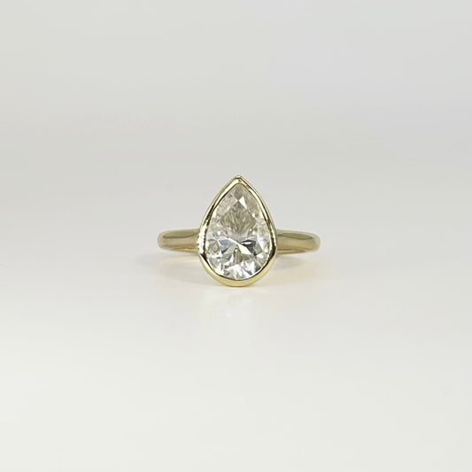 Pear Cut Bezel